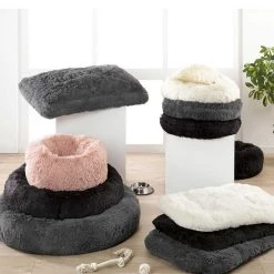 Tout neuf 😀 Paris prix Coussin pour Chien & Chat "Fluffy" 77cm Noir 🔔 -Bon plan Animalerie Soldes 3574380623953 4 3
