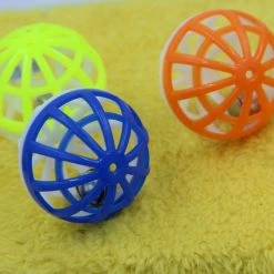 Meilleure vente 🎁 Wewoo Jouet pour Animaux 10 PCS Animal Plastique Creux Out Ronde Chat Hamster Jouer Boules Coloré Balle Chase Hochet Jouets Avec Petite Cloche 🧨 -Bon plan Animalerie Soldes 3615611222061 3