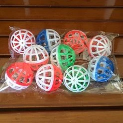 Meilleure vente 🎁 Wewoo Jouet pour Animaux 10 PCS Animal Plastique Creux Out Ronde Chat Hamster Jouer Boules Coloré Balle Chase Hochet Jouets Avec Petite Cloche 🧨 -Bon plan Animalerie Soldes 3615611222061 4
