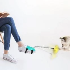 Top 10 💯 Totalcadeau Plumes à agiter jouet pour chat à fixer à une chaussure bleu 🌟 -Bon plan Animalerie Soldes 3664996339093 3